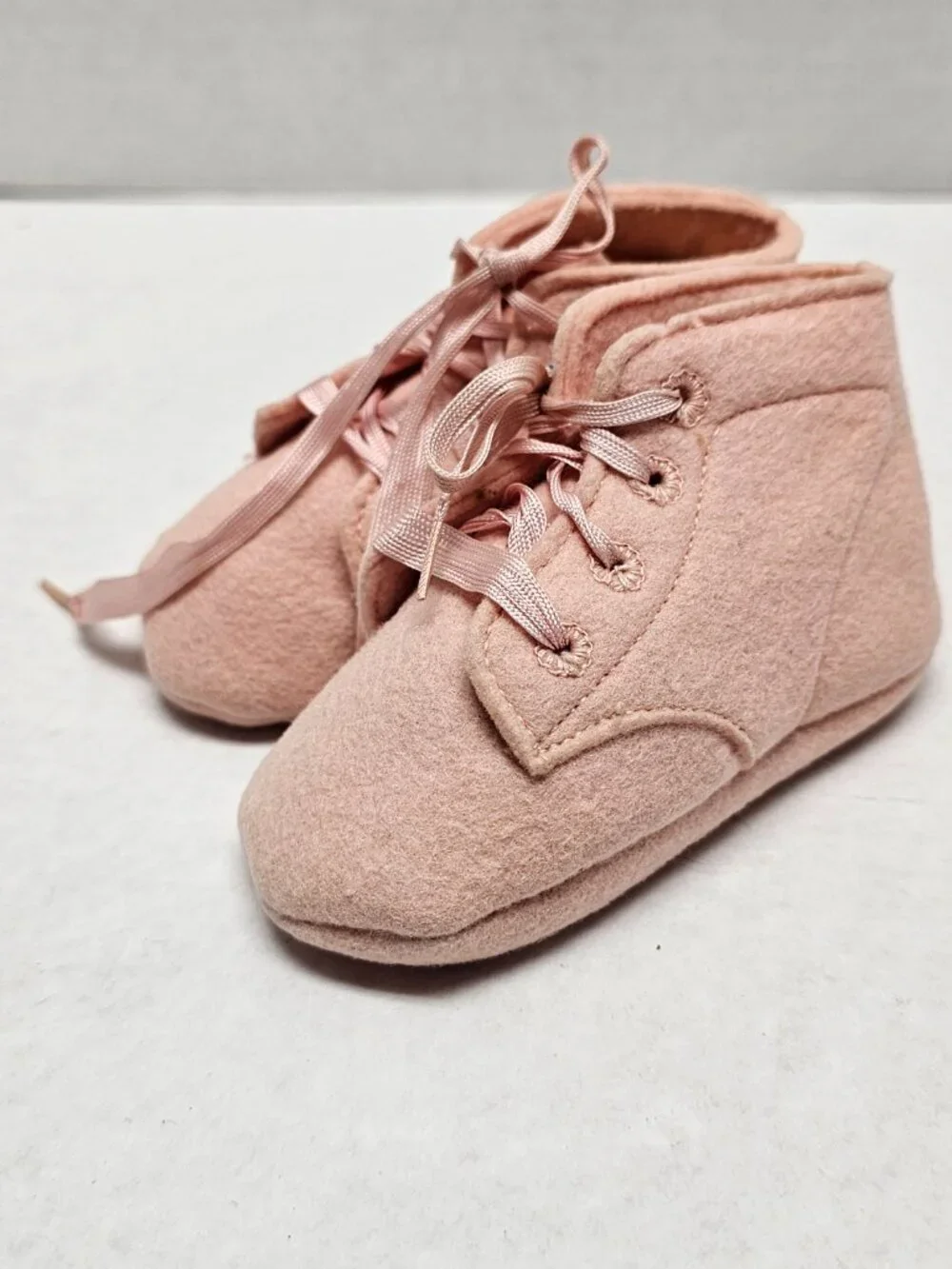 Vintage Infant Baby Deer Pink Felt Wool Satin Lace Made in Farmington USA Shoes